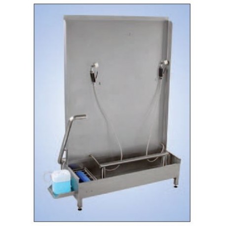 Boot cleaning station for aquaculture partners