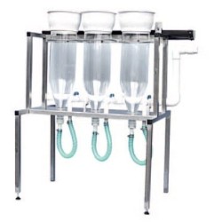 Incubation System with Zug Bottles in Rack aquaculturefrance